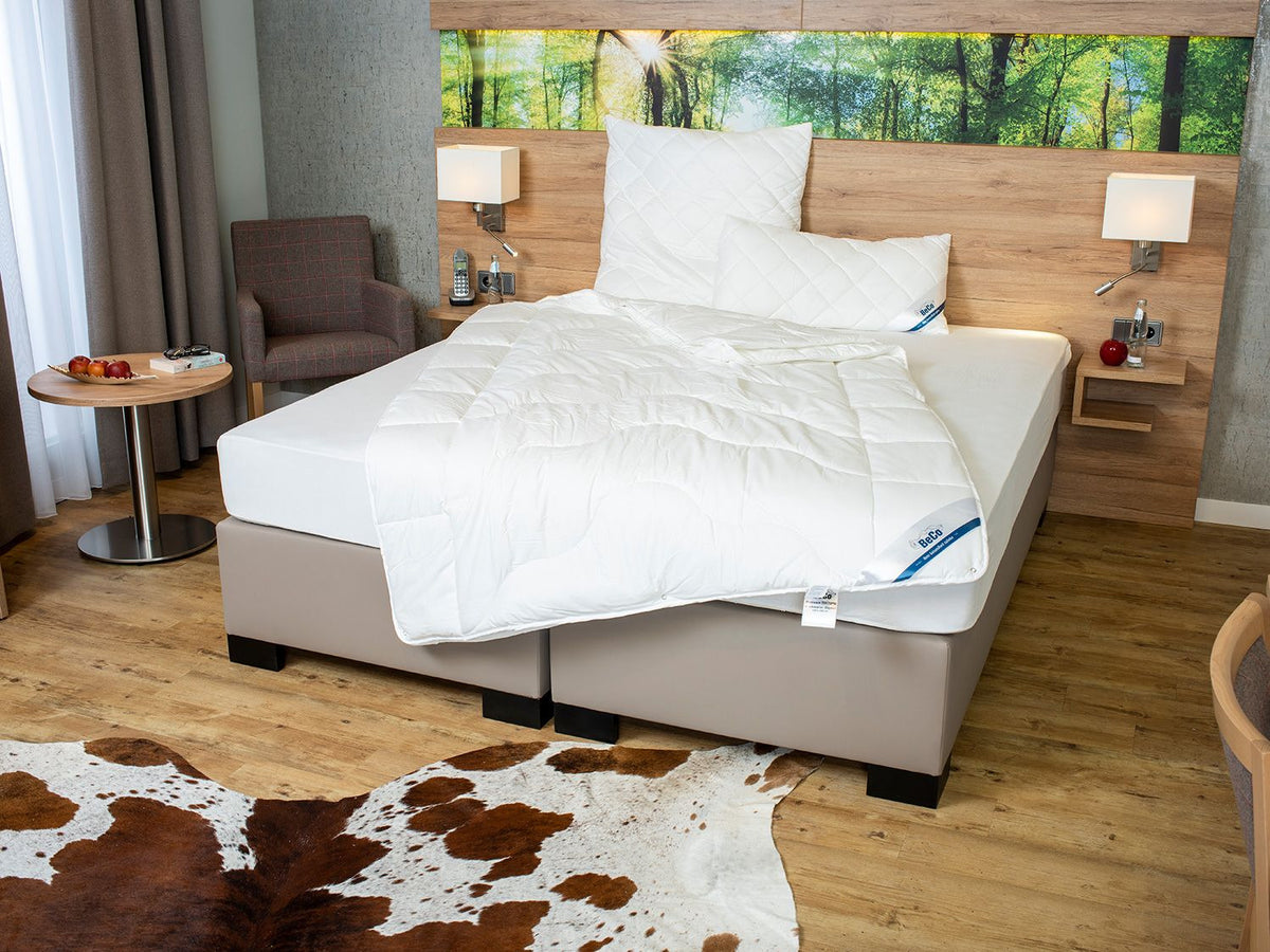 Couette 4 saisons, Proneem, avec protection anti-acariens, 100 % coton