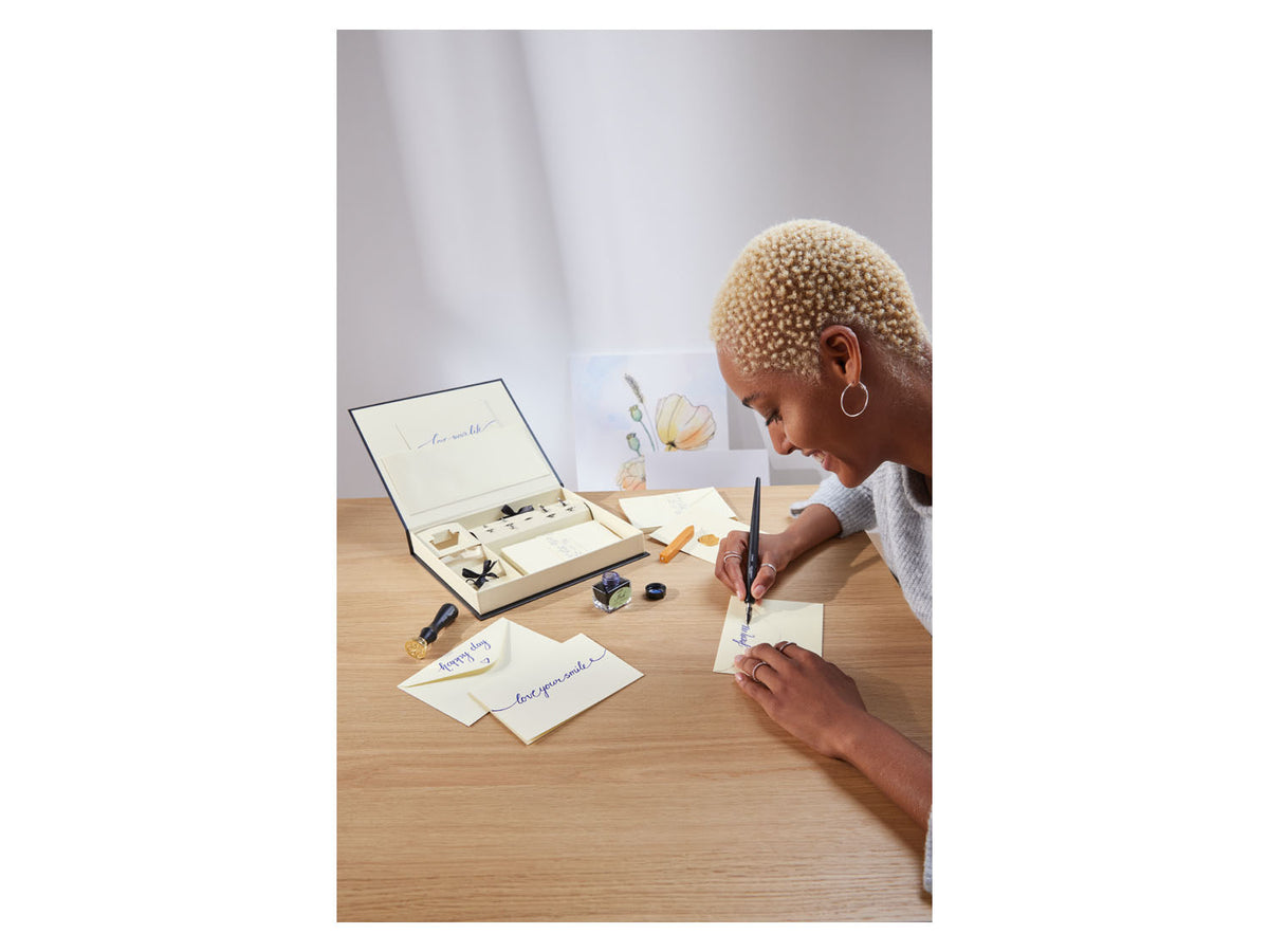 Set de calligraphie, 30 pièces