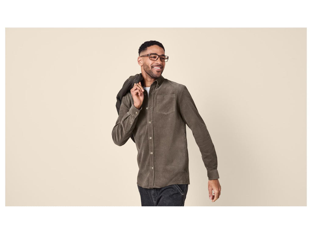 Chemise en velours côtelé homme