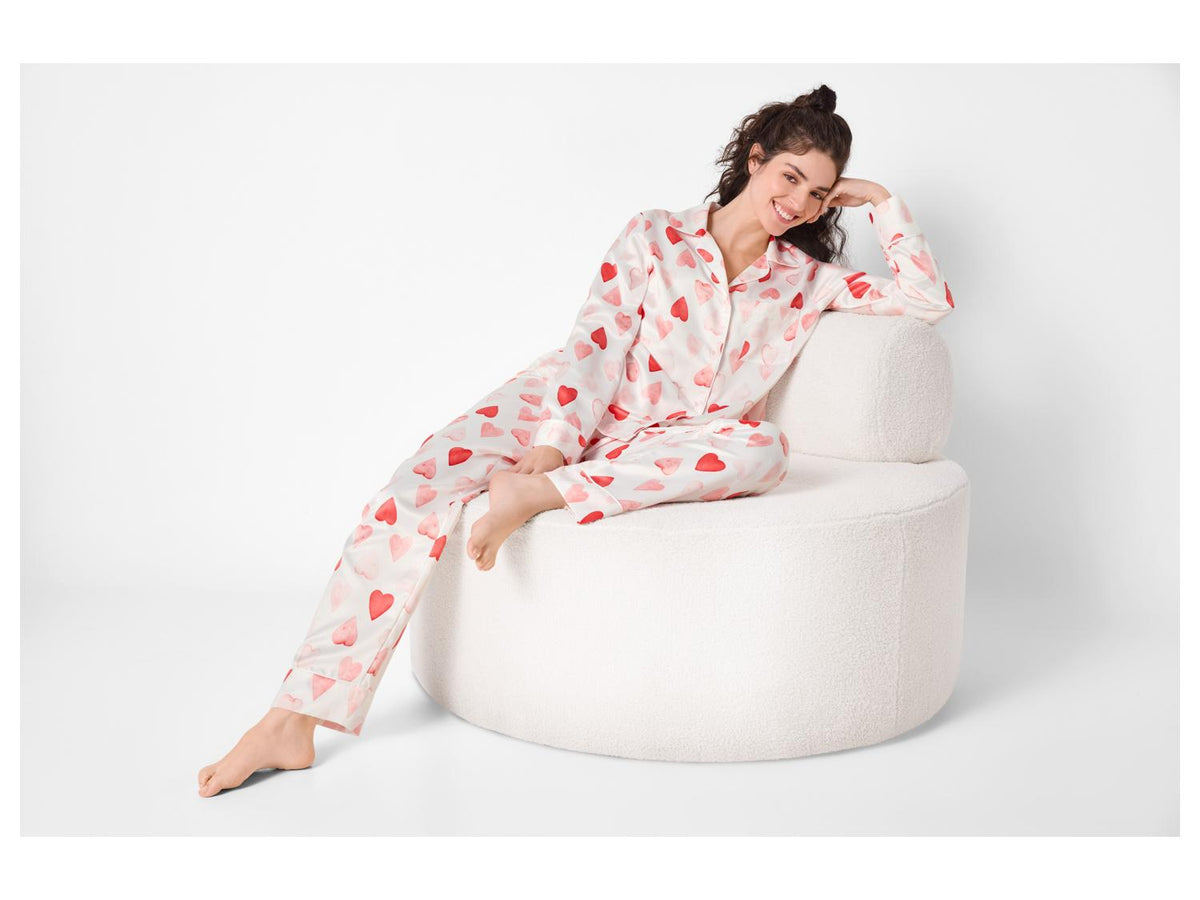 Pyjama en satin pour femme
