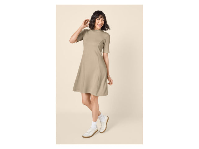 Robe évasée en maille femme