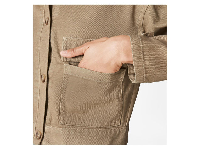 Veste pour femme dans un style utility tendance