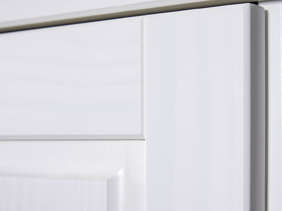 Armoire à vêtements en pin massif, veines naturelles