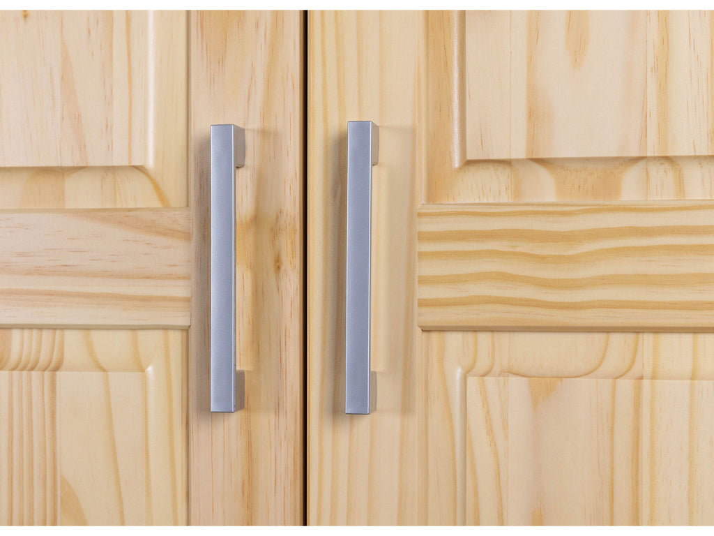 Armoire à vêtements en pin massif, veines naturelles