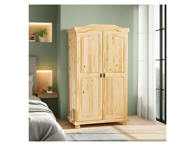 Armoire en bois massif