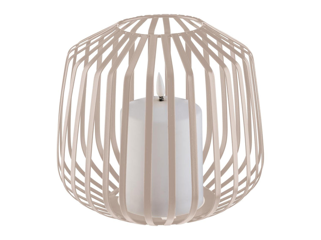 Bougie LED dans une corbeille métallique