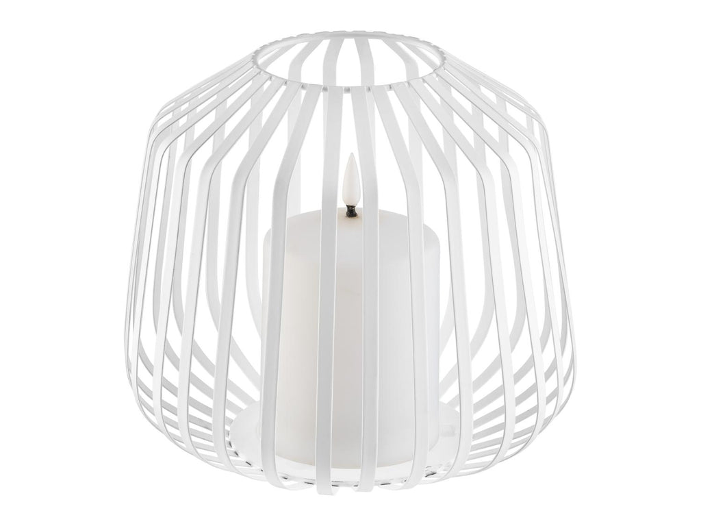 Bougie LED dans une corbeille métallique
