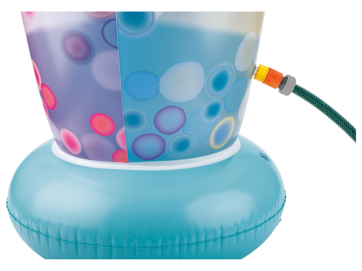 Piscine gonflable ou arroseur gonflable pour enfant