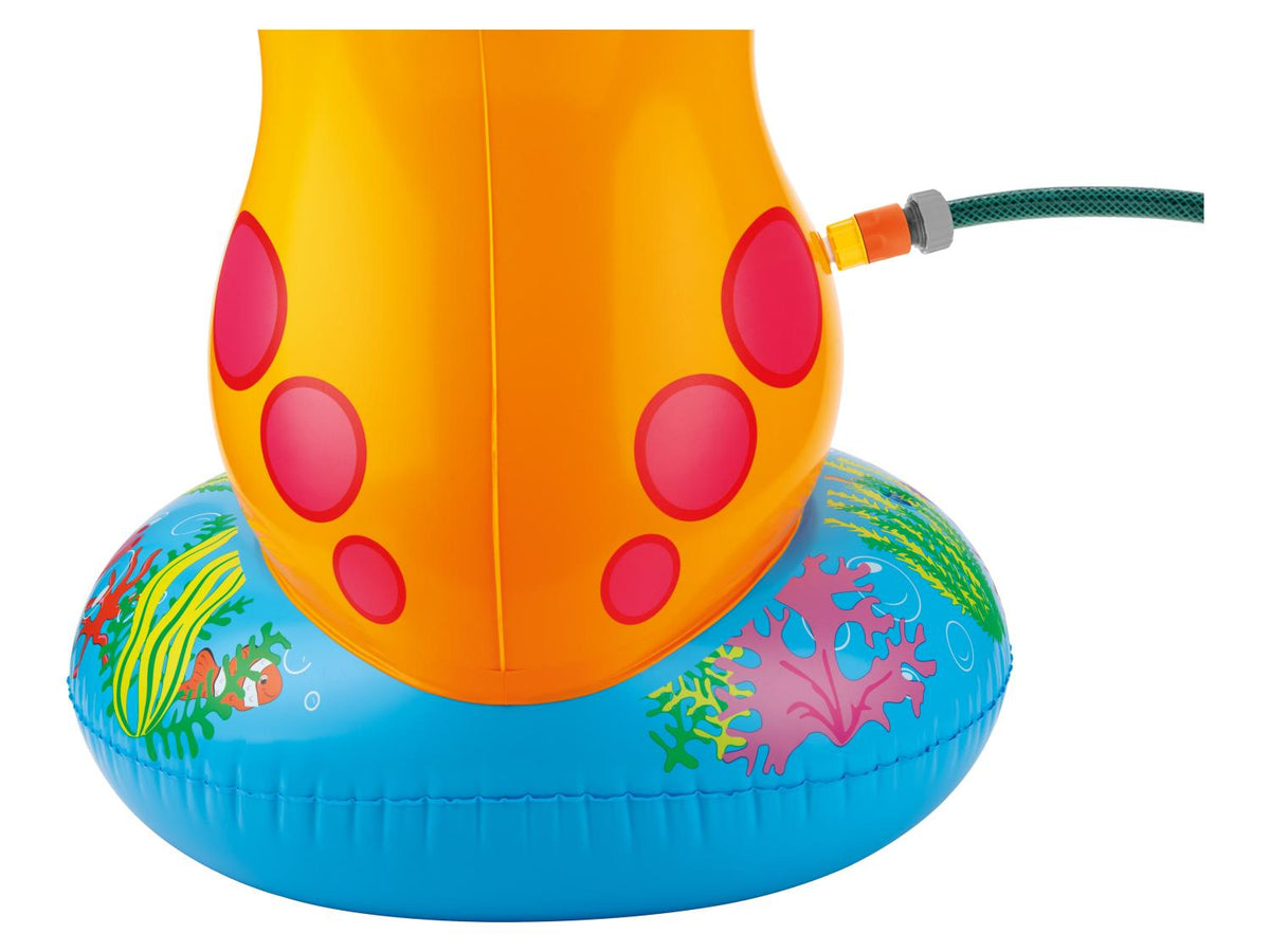 Piscine gonflable ou arroseur gonflable pour enfant