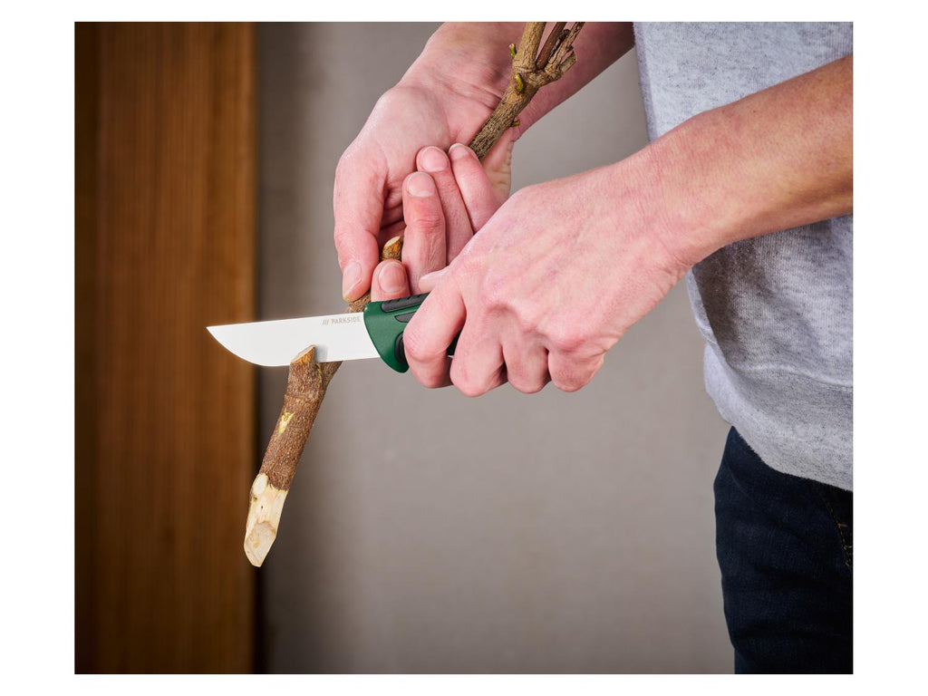 Aiguiseur de haches et couteaux ou Couteau universel ou Couteau de récolte
