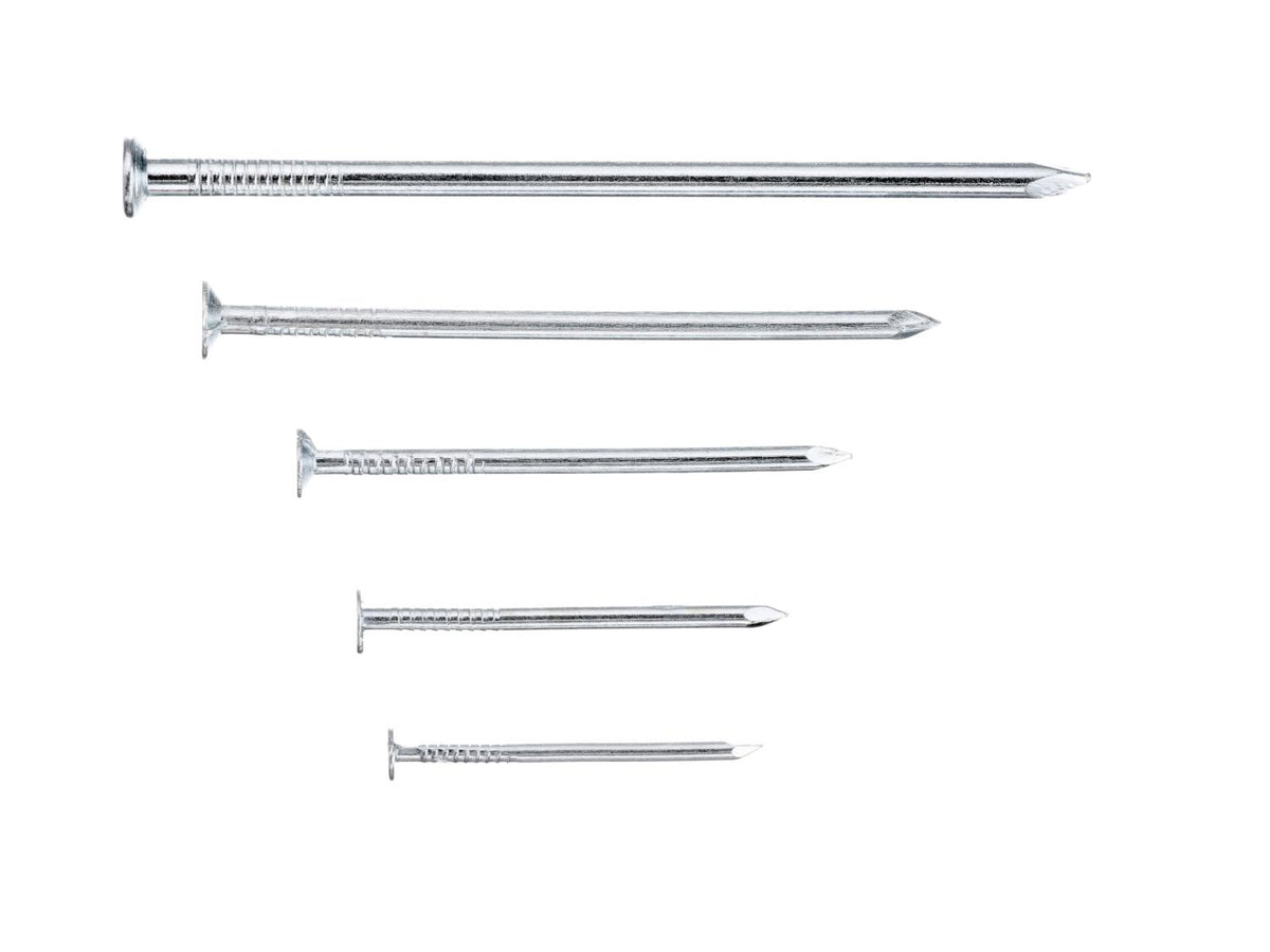 Assortiment d'écrous à oreilles ou de vis sans tête ou de goupilles fendues ou de clous