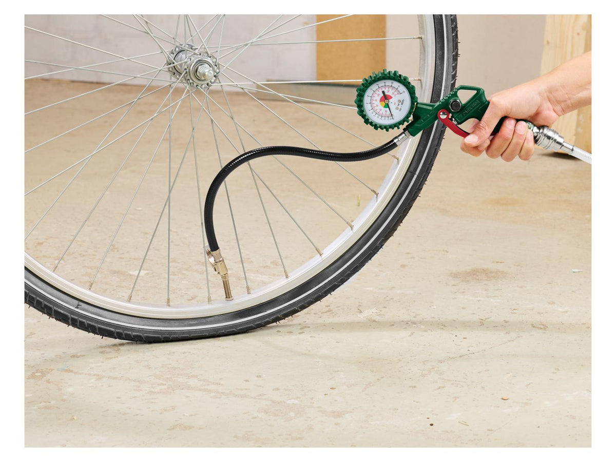 Enrouleur tuyau pneumatique 10 m + set d'accessoires, 13 pièces