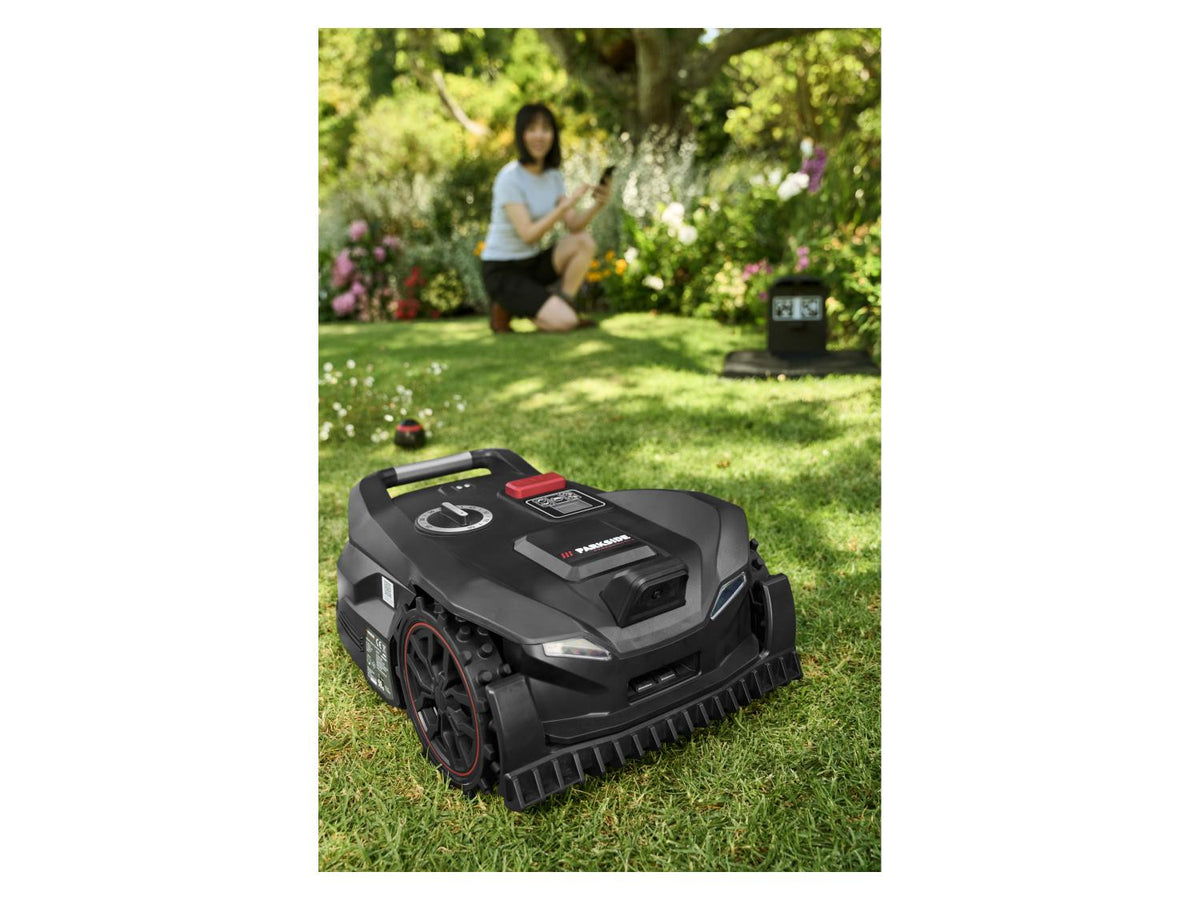 Tondeuse robot Smart & Free, 1250 m² + Garage, 20 V