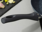 Russell Hobbs Wok, casserole à manche, sauteuse ou casserole, Aluminium Nightfall Collection Blue Marble