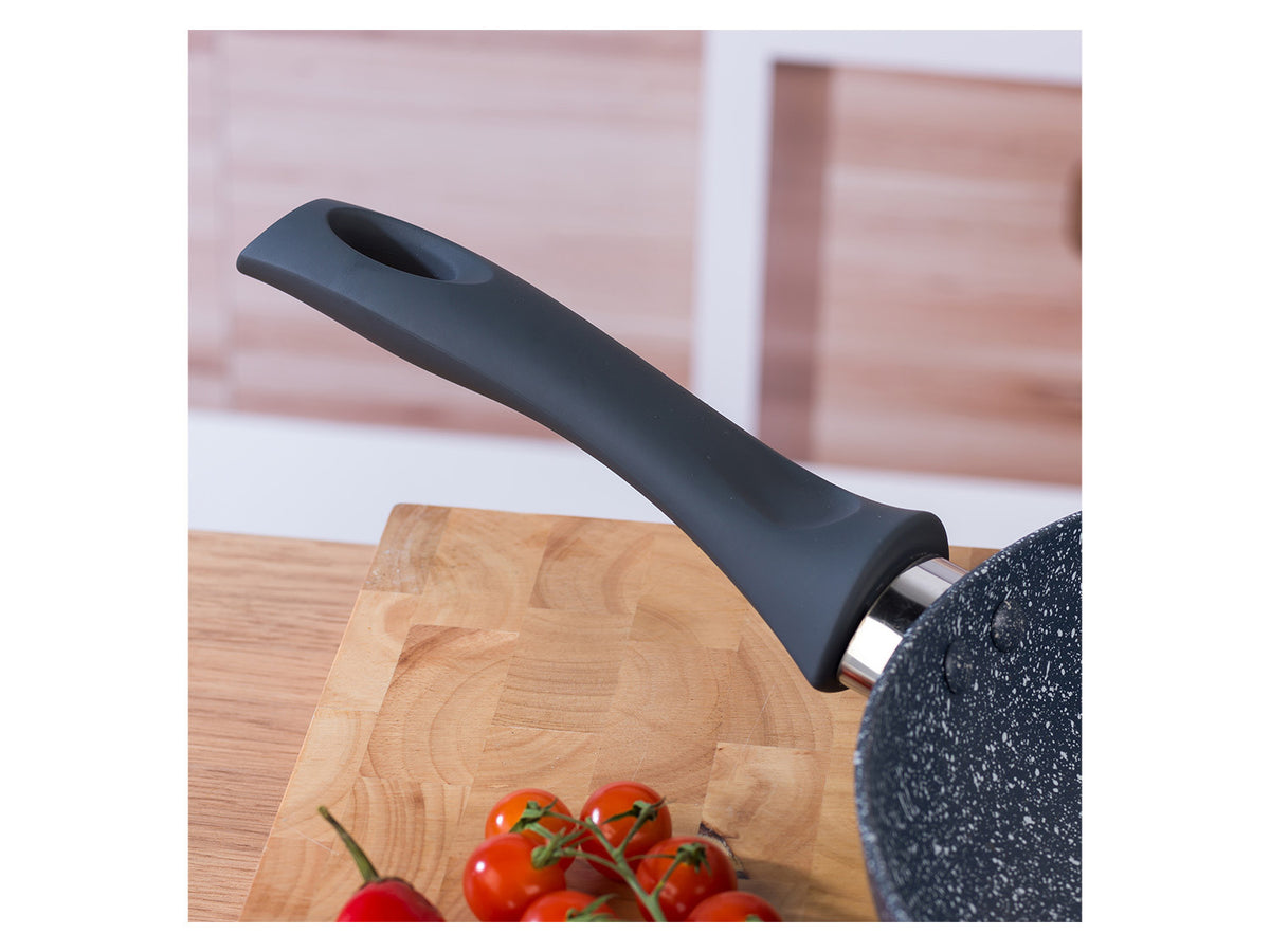 Russell Hobbs Wok, casserole à manche, sauteuse ou casserole, Aluminium Nightfall Collection Blue Marble